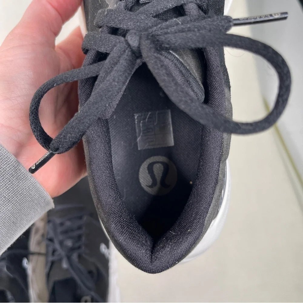 Lululemon Beyondfeel Black Running Sneakers Women's Size 8.5